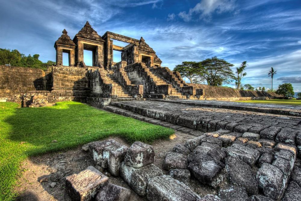 From Bali to Java Overland